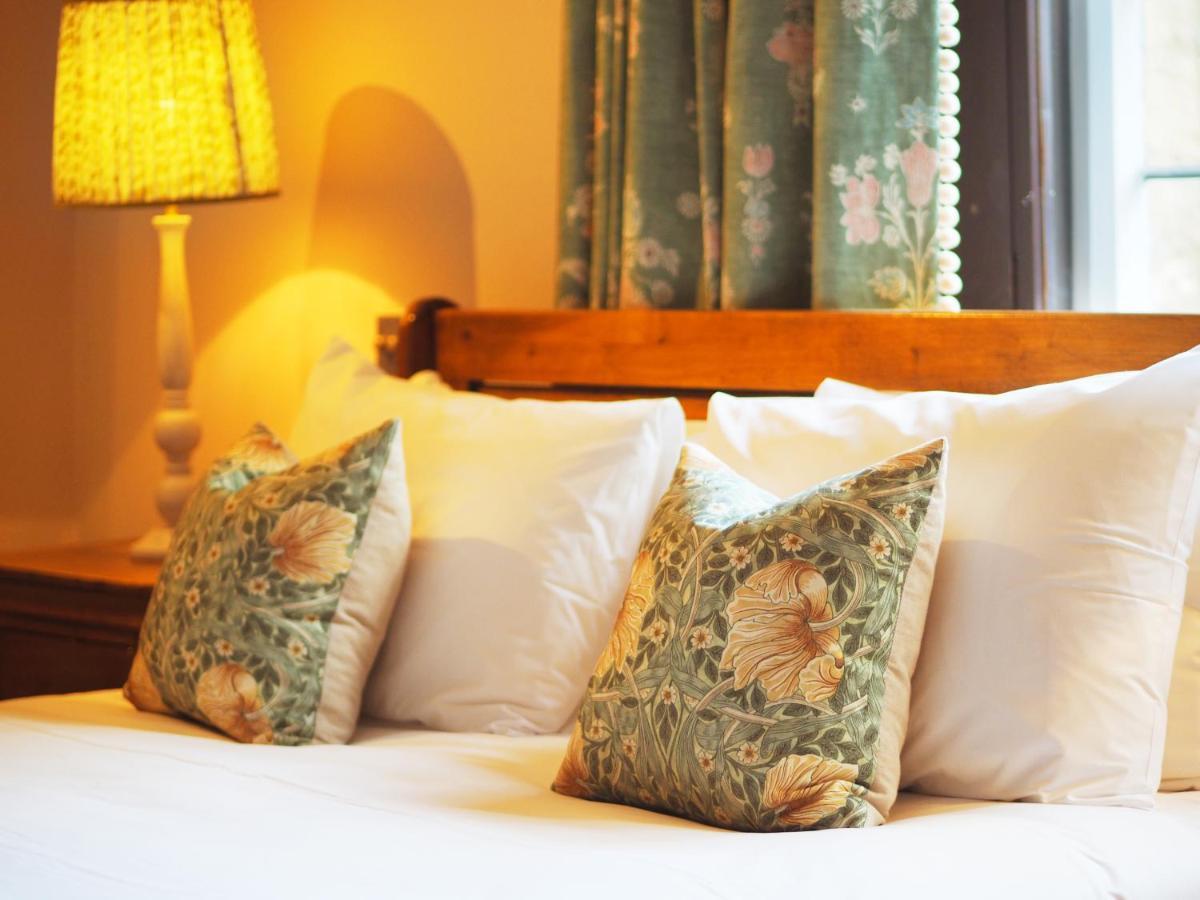 Bear And Ragged Staff Hotel Cumnor Bagian luar foto